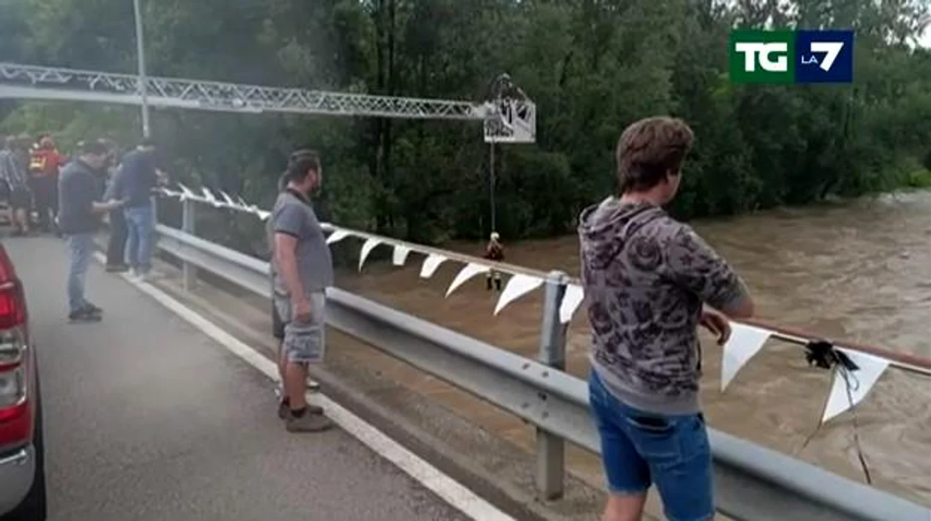 Trei tineri dispăruți în apele din Italia Foto: TG.la7