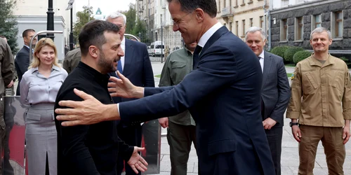 Mark Rutte în vizită la Kiev Foto NATO jpg