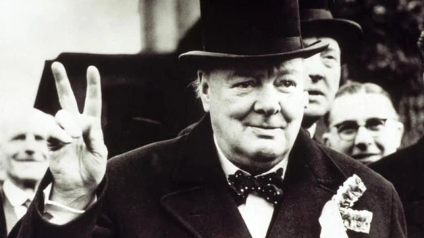 Winston Churchill a ordonat asasinarea lui Mussolini jpeg