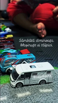 Mașinuțe, joacă și o cafea băută în grabă / foto: Instagram