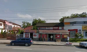 Infractorii au sărit gardurile curţilor din apropierea casei de schimb valutar jpeg