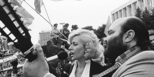 Ion şi Doina Aldea Teodorovici - simboluri ale redeşteptării naţionale în spaţiul de dincolo de Pru