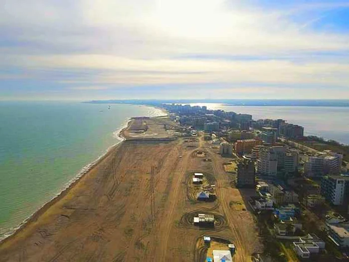 Extinderea plajelor din Mamaia foto Bogdan Bola