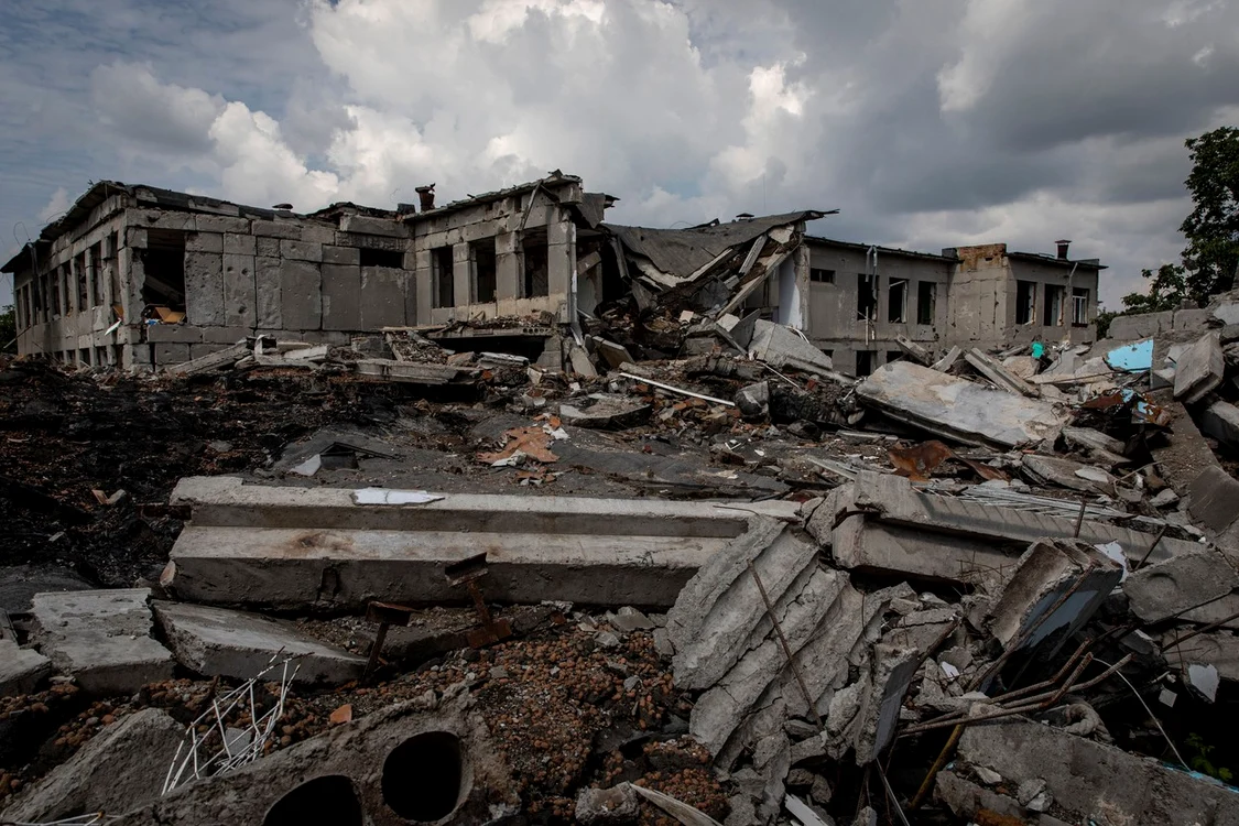 Școală distrusă în Nikolaev. FOTO: Profimedia