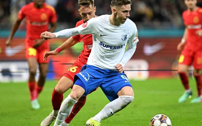 Reușita lui Louis Munteanu, anulată pe motiv de offside, a fost una comentată (FOTO: Sportpictures)