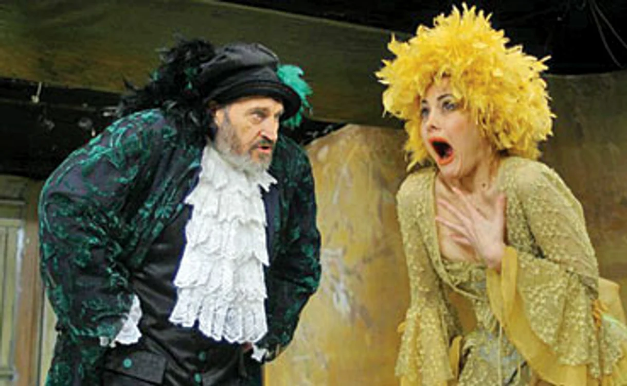
    Ion Haiduc vă aşteaptă mâine la teatru  