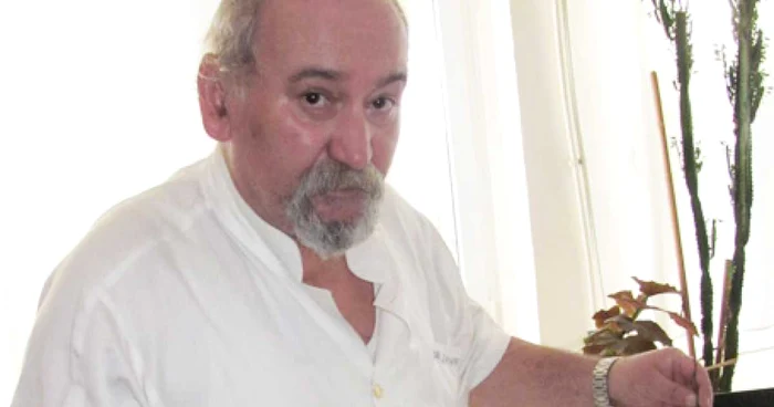 Chirurgul Mircea Zavate nu se mai miră de ceea ce găseşte în pacienţii de pe masa de operaţie