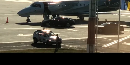 Președintele Klaus Iohannis a plecat marți spre Bruxelles la bordul unui avion privat închiriat din Luxemburg de Administrația Prezidențială png