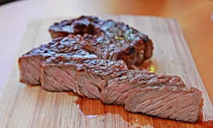 reinhardthrainer steak 4308529 jpg