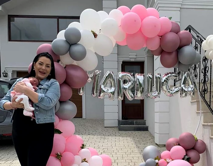 Angela Rusu a născut, prin cezariană, o fetițăSursă foto: Captură video