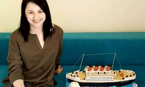 Raluca Ţîrcomnicu  jpeg