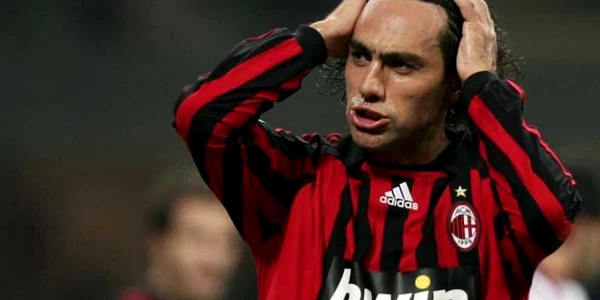 Alessandro Nesta are şanse mici să mai joace în acest sezon