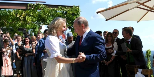 Karin Kneissl vladimir putin