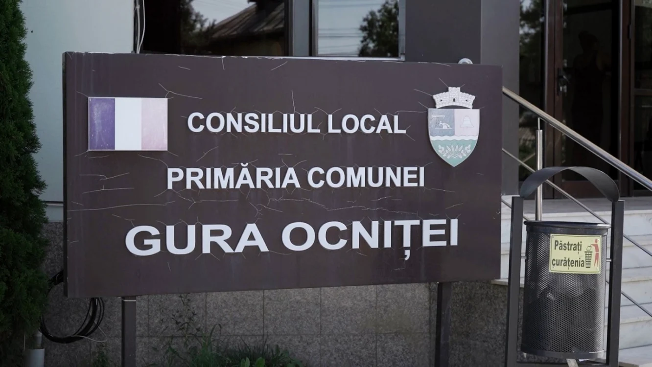 Angajată a unei primării din Dâmboviţa