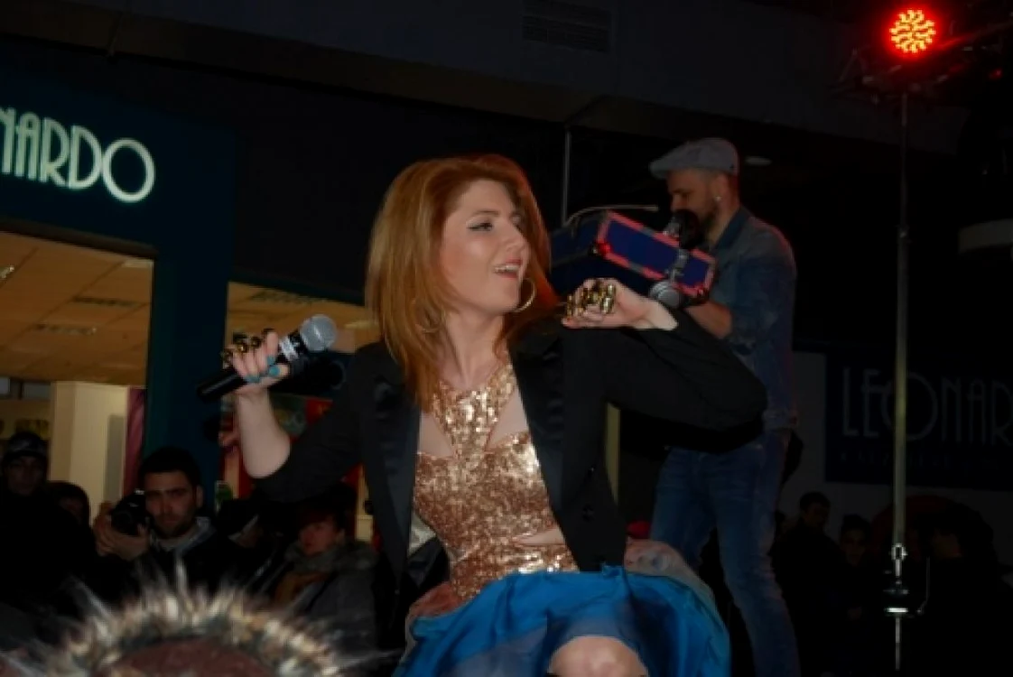 Alexandra Ungureanu dansează mult în timpul spectacolelor și asta o ajută să-și mențină silueta