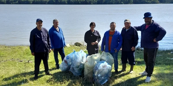 apele romane plastic jpg