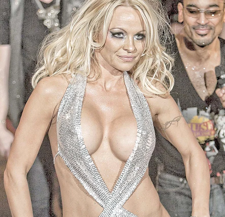 
    Pamela Anderson  