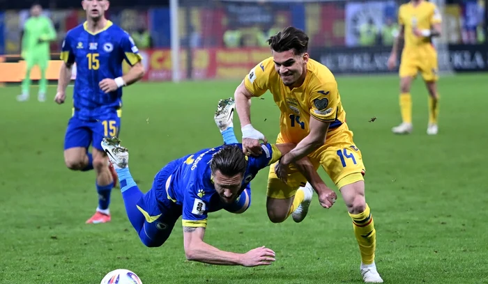 Ianis Hagi (dreapta) riscă să rateze meciurile din iunie (FOTO: Sportpictures)