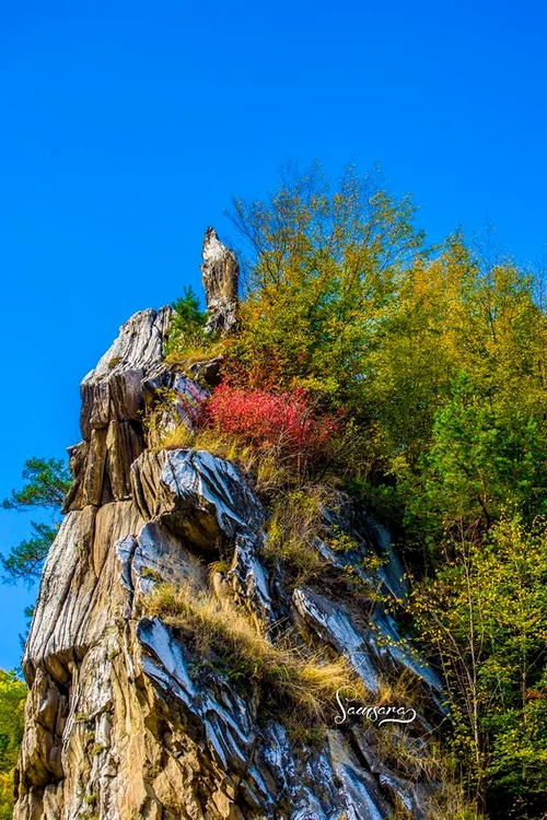 Formațiunea stâncoasă poate fi văzută la ieșirea din Bicaz FOTO Samsara