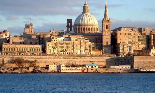 PE URMELE CAVALERILOR! jpeg