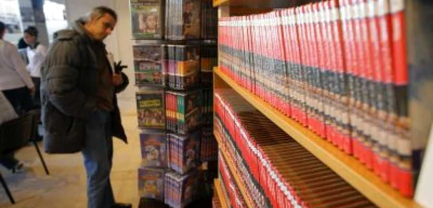 Bibliotecile, mai bogate din donaţii