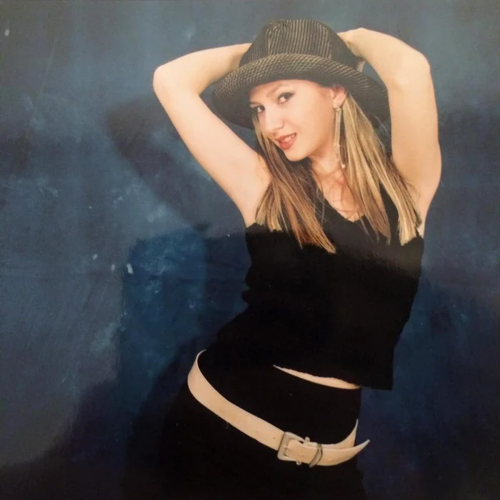 adela popescu inainte de operatie estetica jpeg