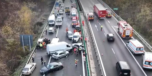 carambol 12 masini A3 jpg