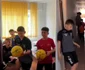 Refugiaţi ucraineni în campusul şcolar din Călimăneşti - Vâlcea Foto captură video