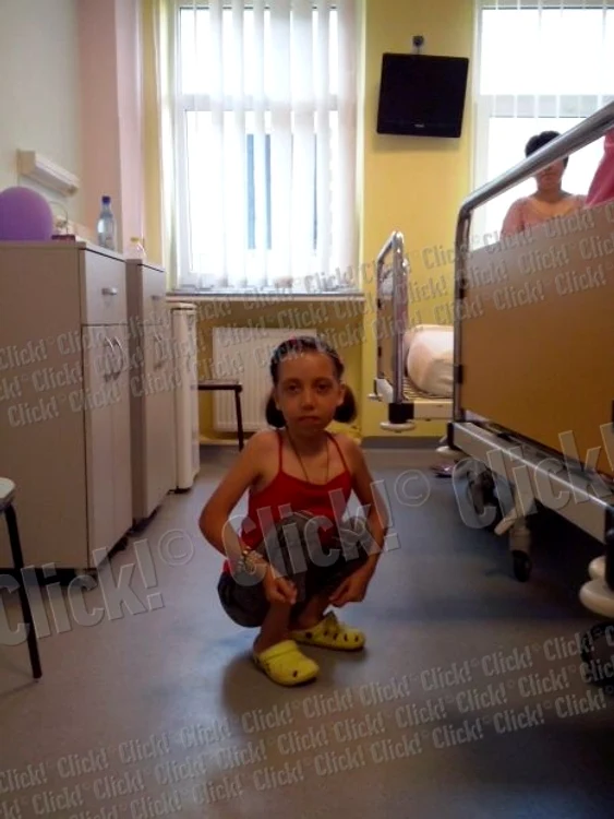 
    Operaţia Andreei a durat cinci ore  