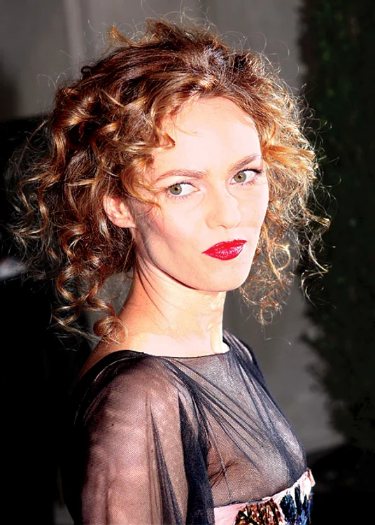 
    Vanessa Paradis  