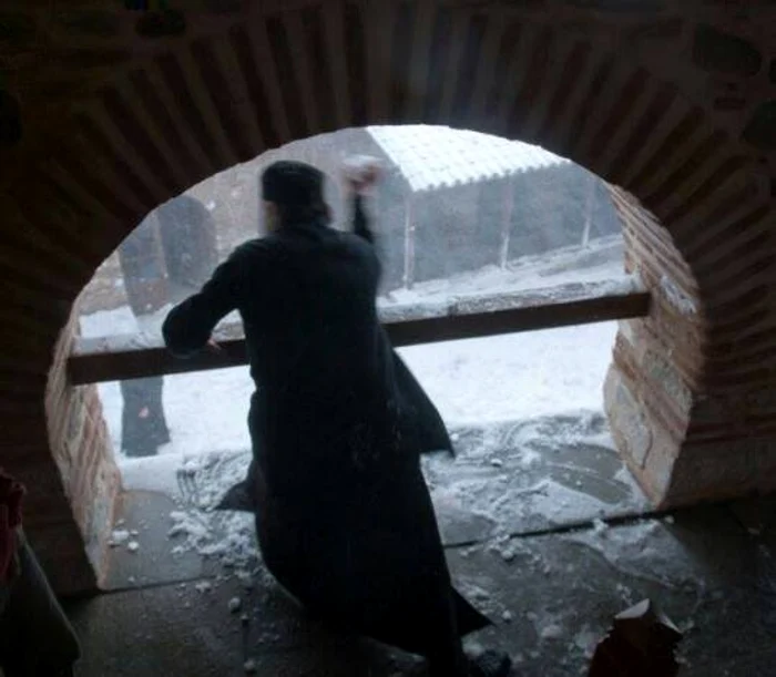 De la etaj a început "bătălia"