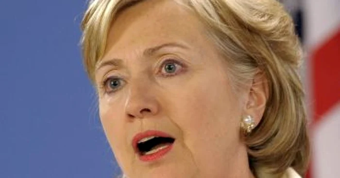 Hillary Clinton a sosit în Nigeria, a cincea etapă a turneului său african