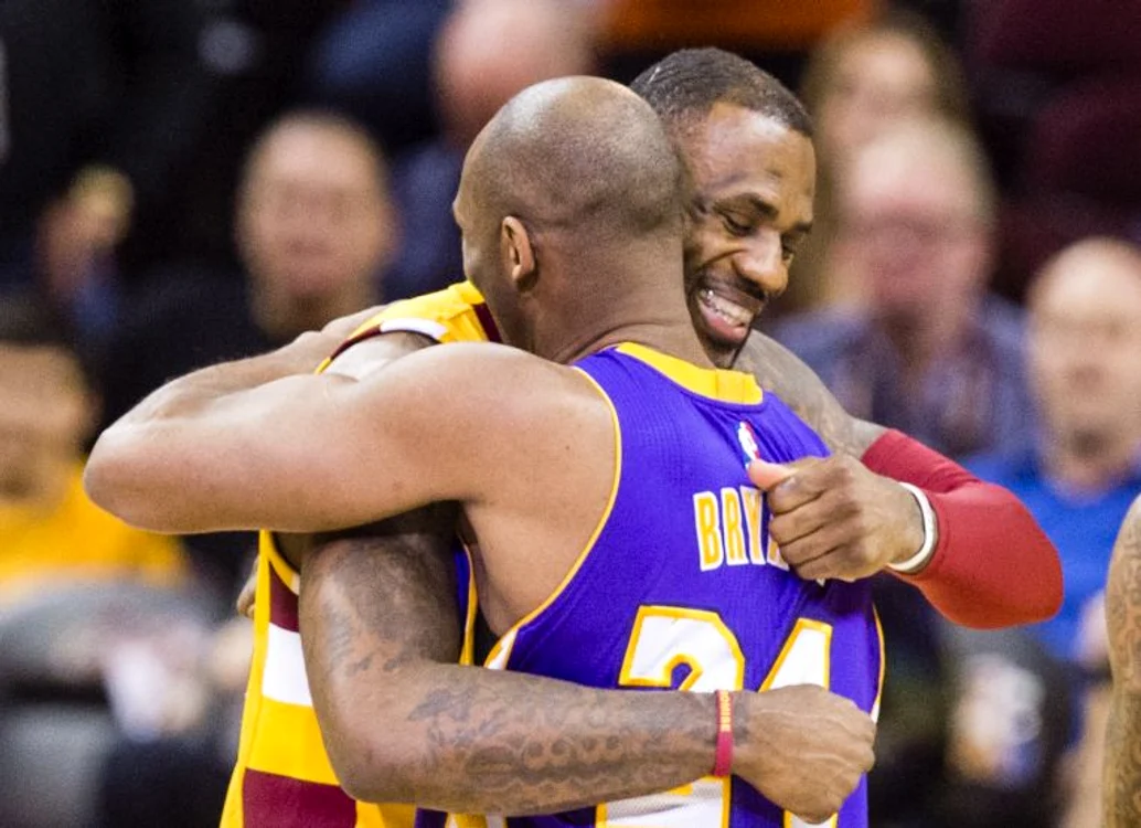 
    LeBron James era foarte apropiat de Kobe BryantFOTO: Guliver/ Gettyimages  