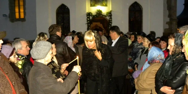 elena udrea la sfanta parascheva