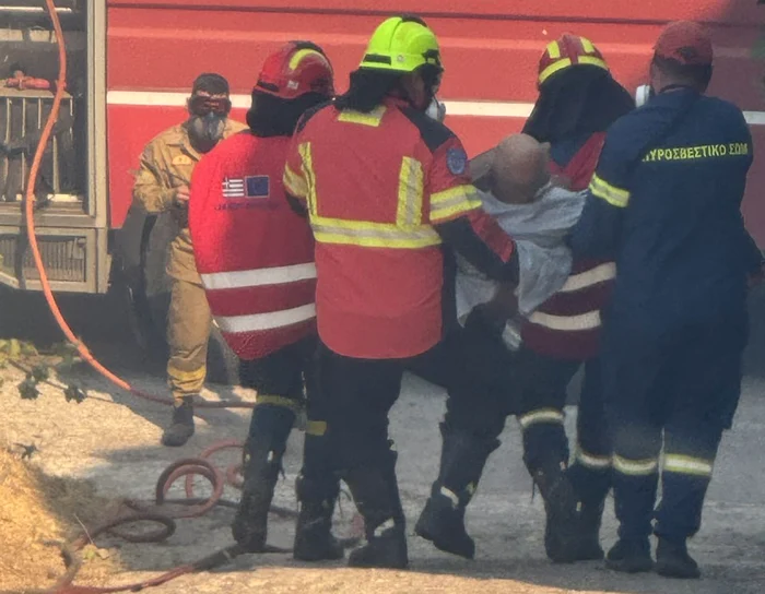 Pompierii moldoveni au salvat trei persoane de la incendii în Grecia. FOTO: Facebook