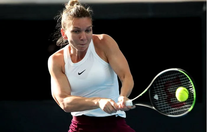 
    Simona Halep a castigat primul meci al sezonului, la AdelaideFOTO: EPA  