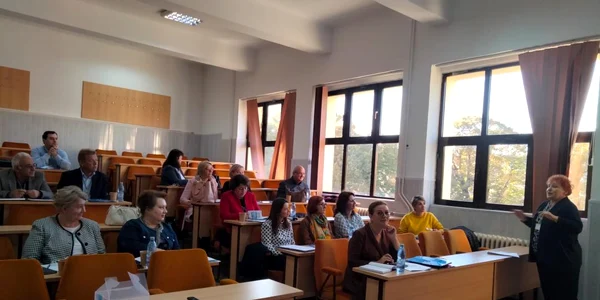 intalnire profesori centre judetene de excelenta FOTO Prof Gica Dumitrescu jpg