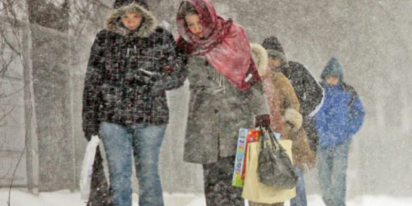 În sudul ţării, de două zile, a revenit iarna 