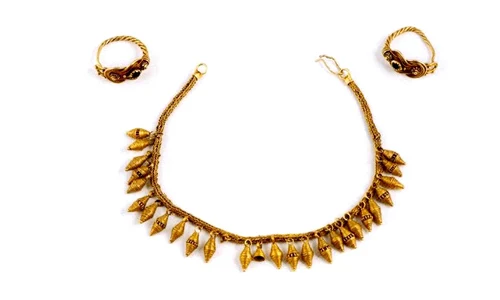 Misterul bijuteriilor sustrase de căutătorii de comori dintr un mormânt dacic și recuperate din Germania  jpeg