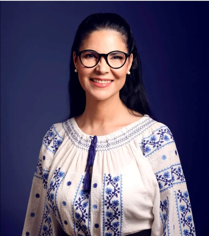 Ana Birchall candidează independent la prezidențiale / FOTO Arhivă personală