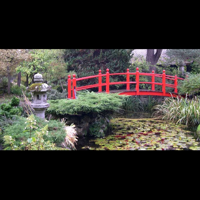 Cîte bordeie, atîtea Japonii jpeg