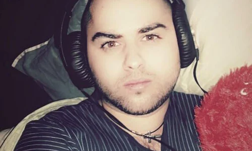 În ultima perioadă, Alex Mica s a îngrăşat din cauza problemelor de sănătate jpeg