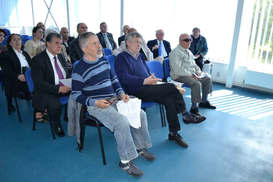 Cetăţenii din onoare şi oamenii de cultură cer salvarea casei „Vasile Alecsandri“