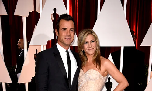 Jennifer Aniston si Justin Theroux 464205864 jpeg