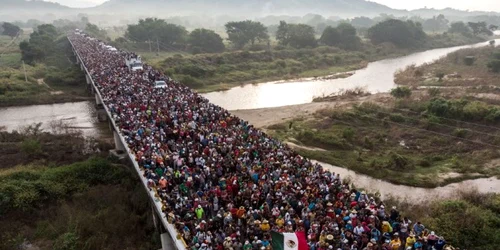 Caravana - migranti din Honduras FOTO AFP 