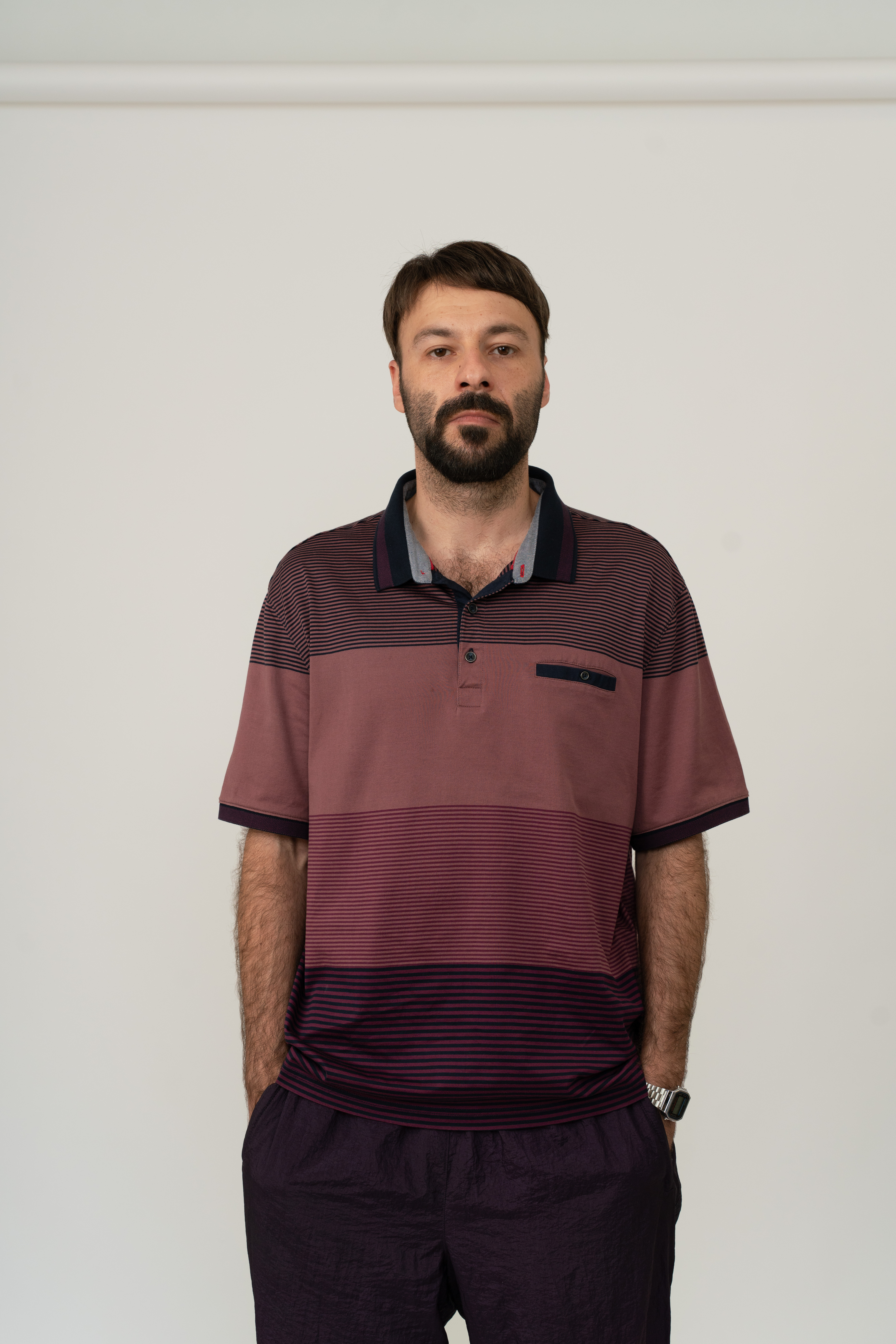 La cei 38 de ani ai săi, Constantin Dogioiu, actorul din „Clanul” și "Tătuțu'" este mândru de parcursul său profesional dar și personal
