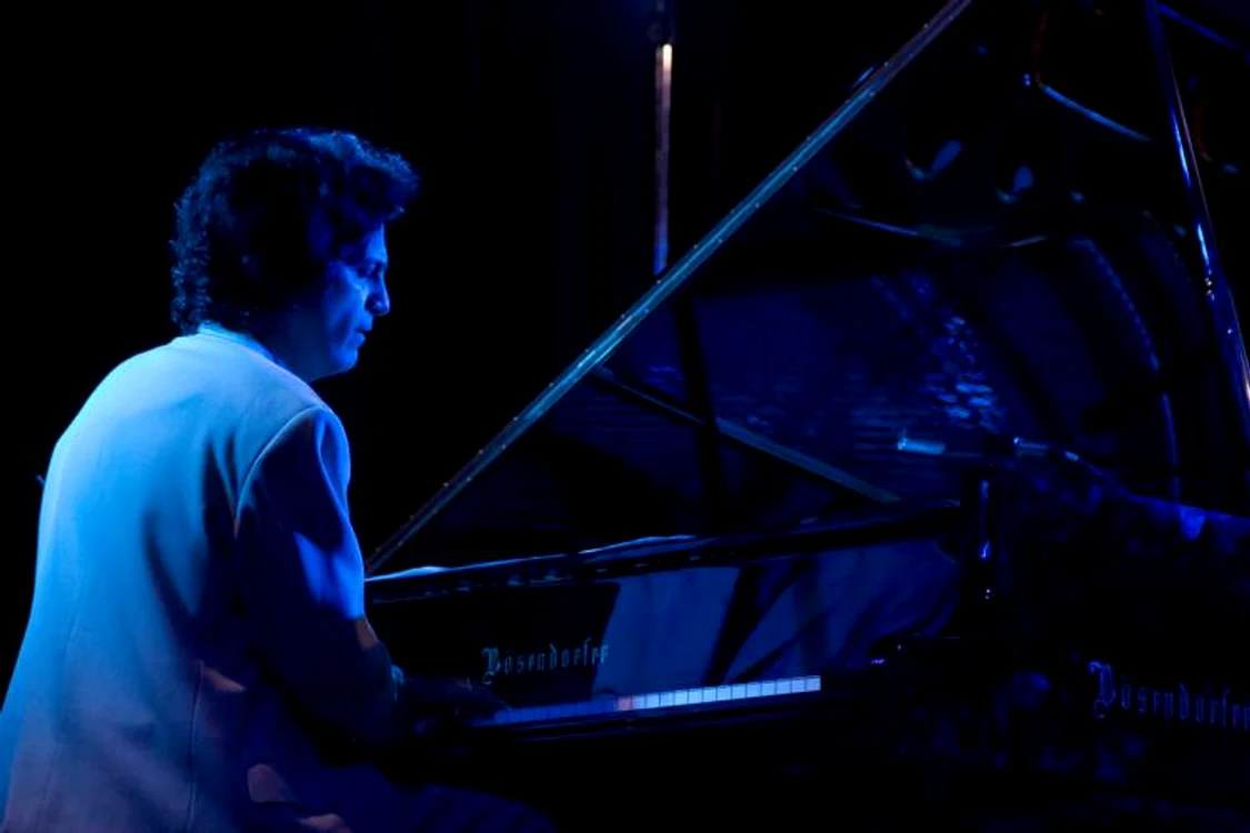 Pianistul care aduce noul jpeg