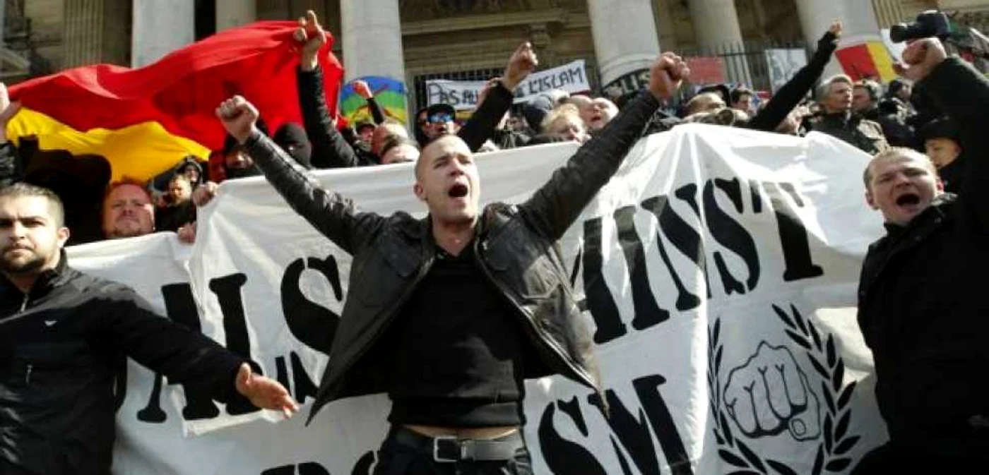 Susţinători ai extremei drepte în Bruxelles, Belgia. FOTO AP
