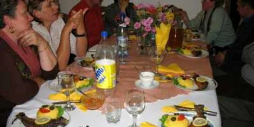 Nemţenii plănuiesc un Revelion cât mai aproape de casă