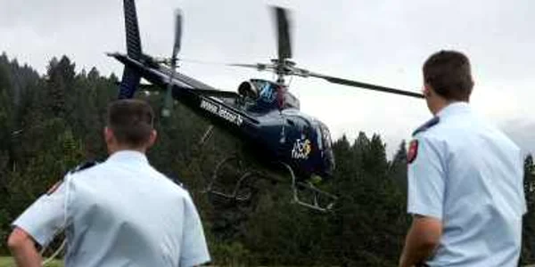 Trei persoane au murit după ce un elicopter s-a prăbuşit în sudul Iranului